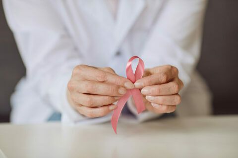 Cáncer de mama: nueva radioterapia para tratarlo más rápido